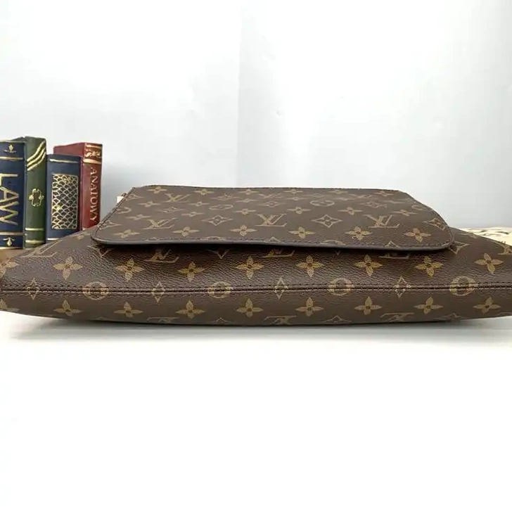 Fashionrepsfam ru 20B570181 LV Bags 0710